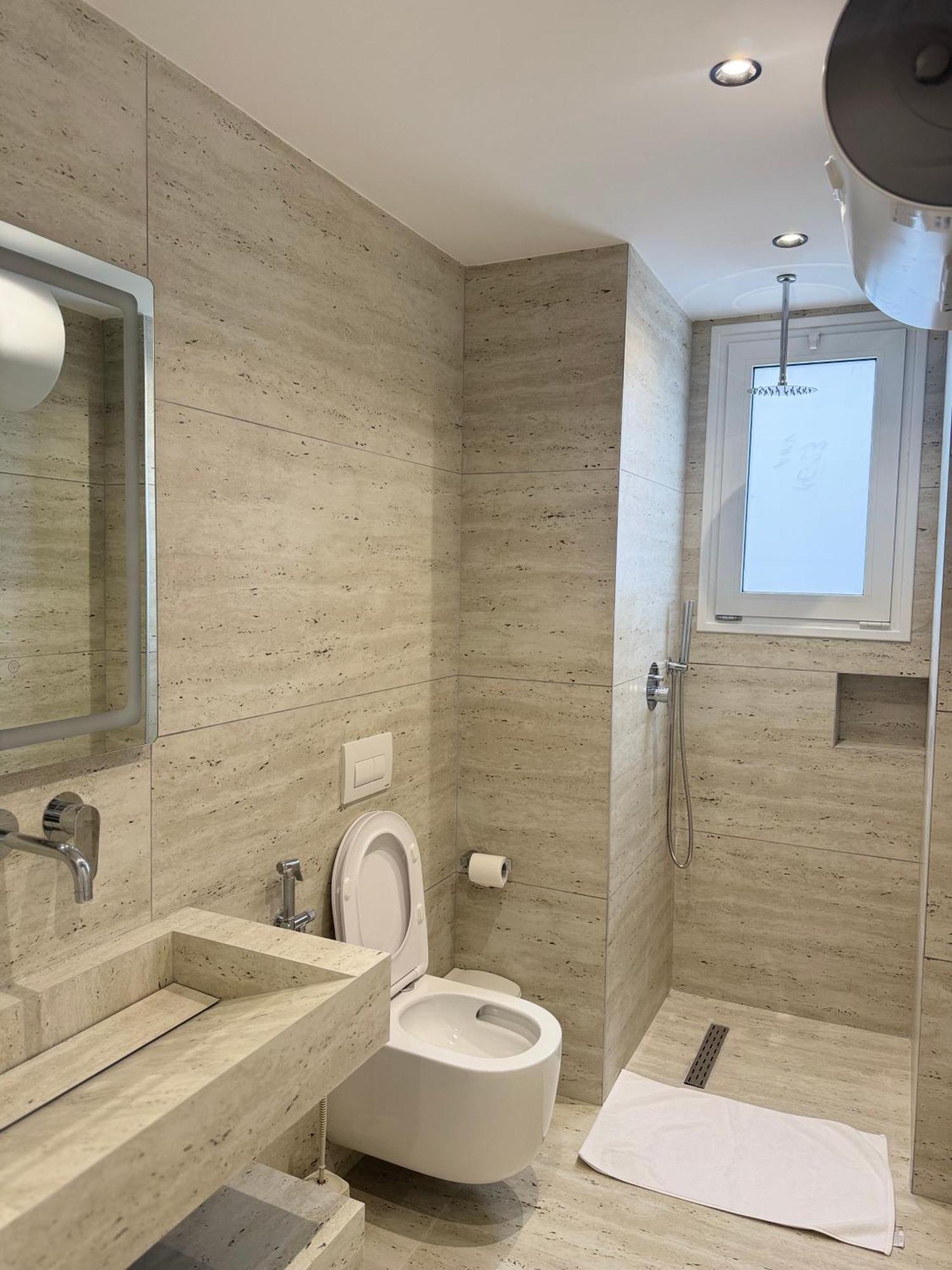 Moonlight Hotel Vlorë