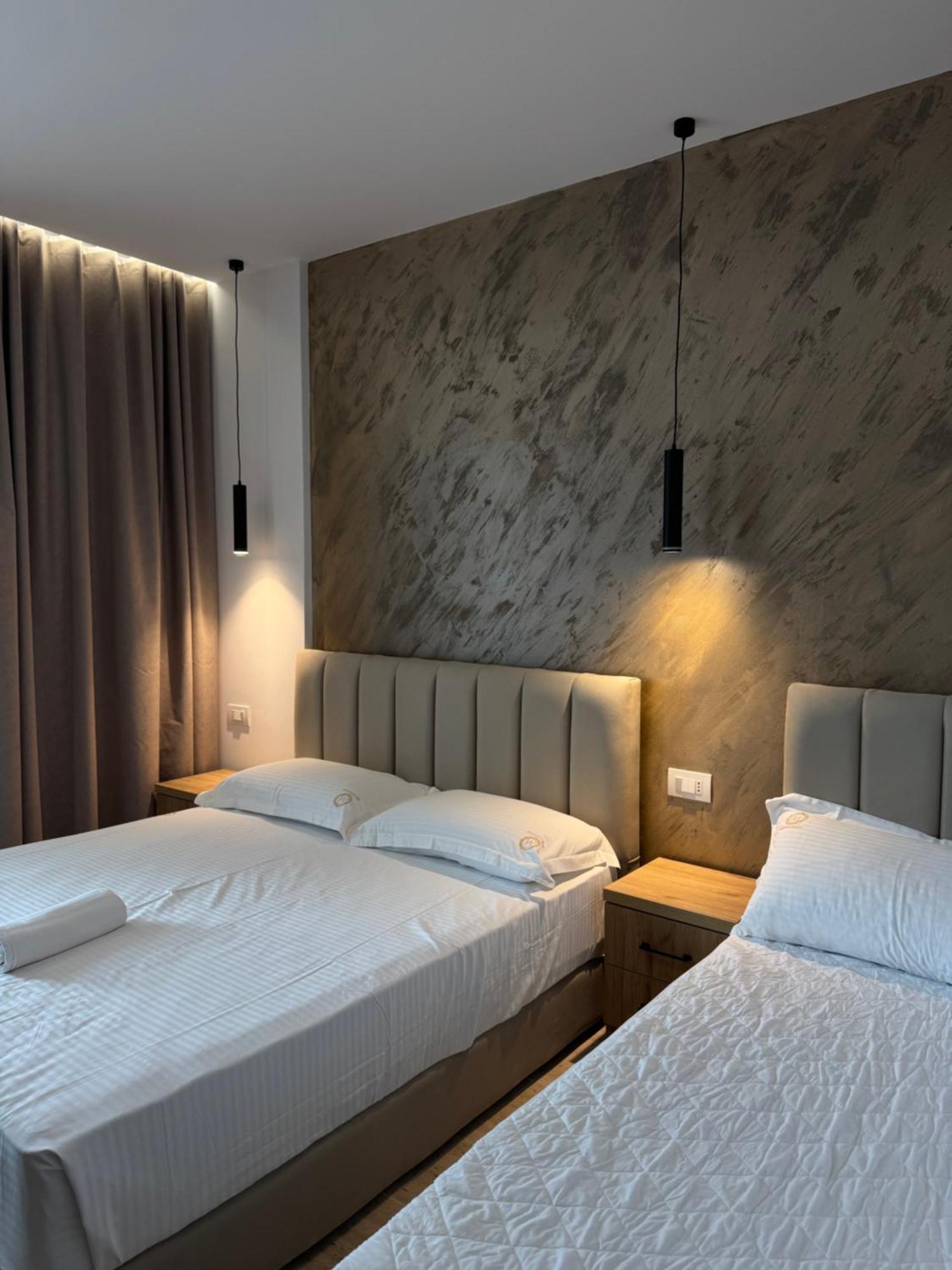 Moonlight Hotel