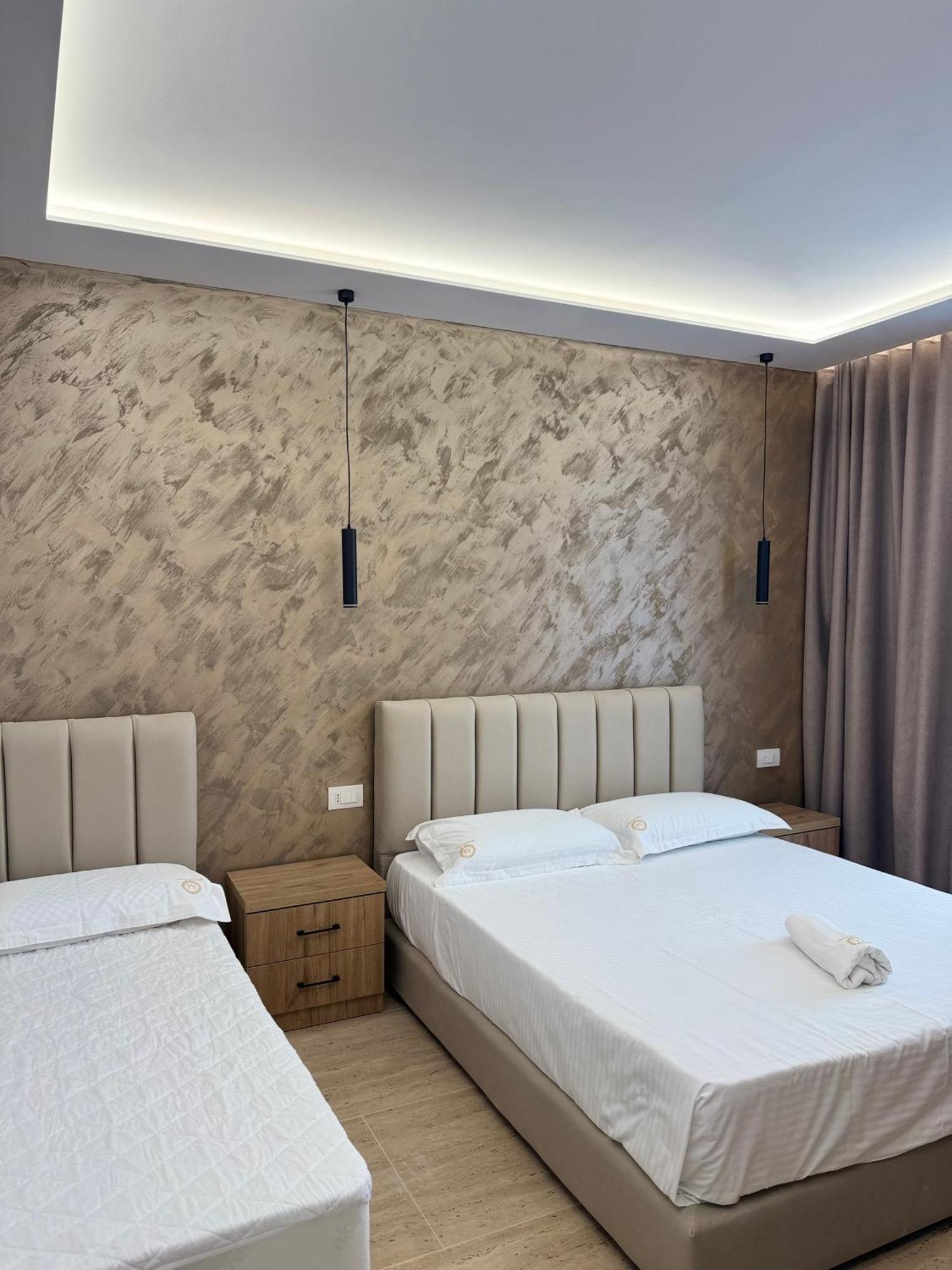 Hotel Moonlight