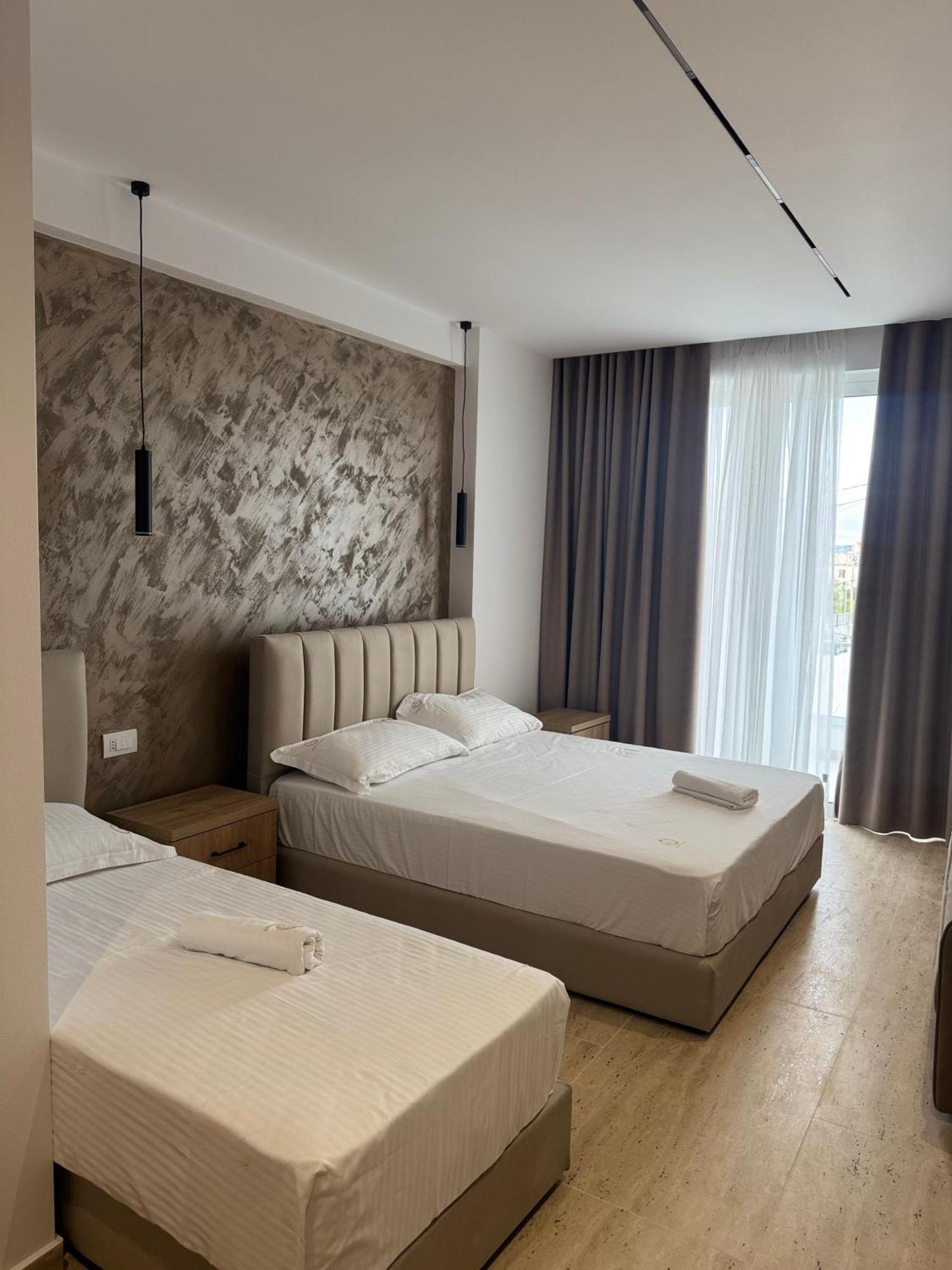 Moonlight Hotel Vlorë